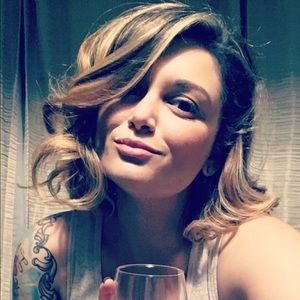 Meet your Posher, Melissa