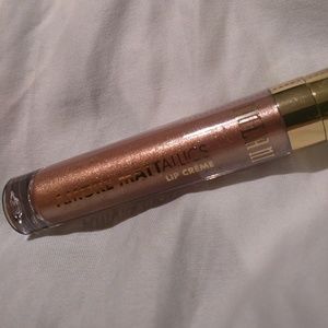 Milani Amore Mattallics lip creme