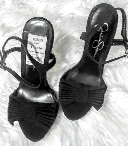 Jessica Simpson Black High Heels