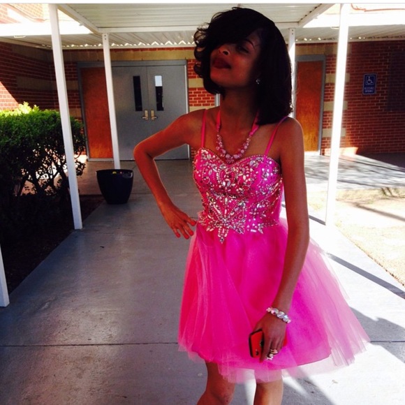 Prom dress - Picture 2 of 3