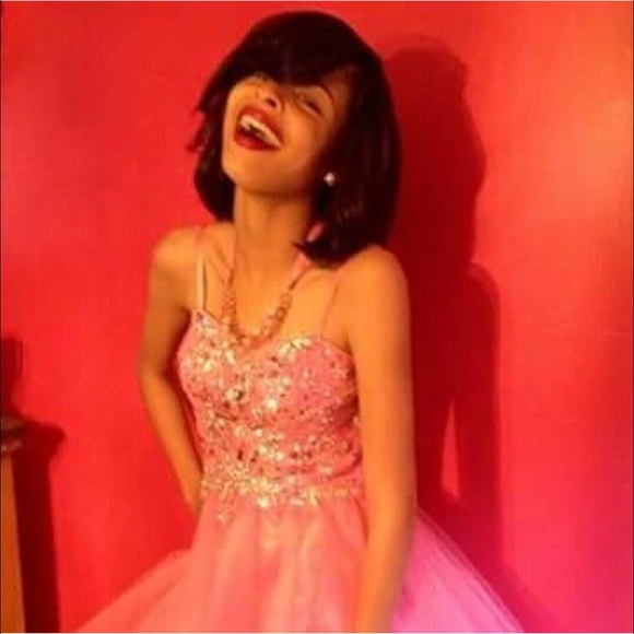 Prom dress - Picture 3 of 3