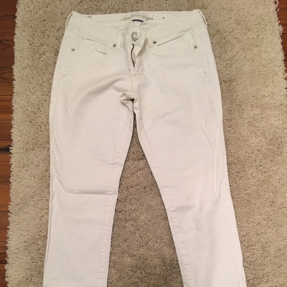 American Eagle white skinny jeans