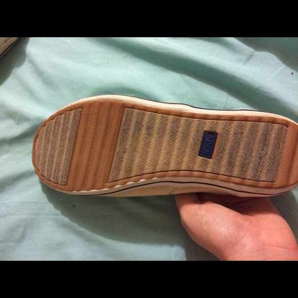 Keds - Picture 3 of 3
