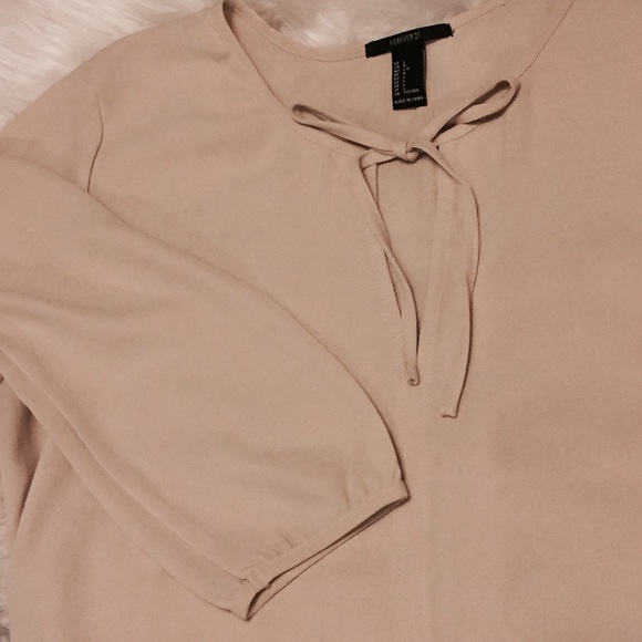 ๐ซSOLD๐ซ Boho Sheer Cream Peasant Blouse - Picture 3 of 4