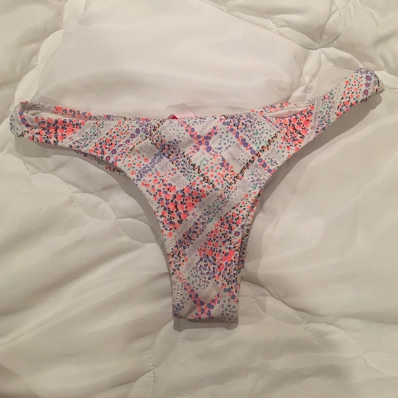 Victoria's Secret cheeky bikini bottoms