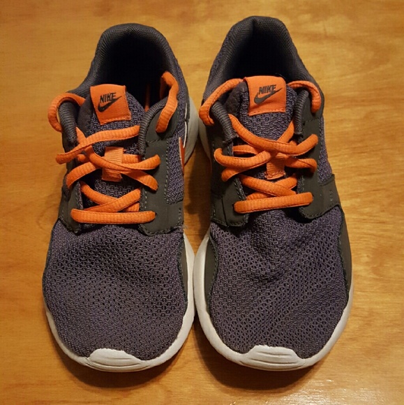 Nike boys shoes