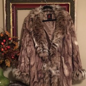 The most beautiful faux fur coat ever!