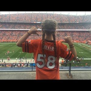 Meet your Posher, Genavieve