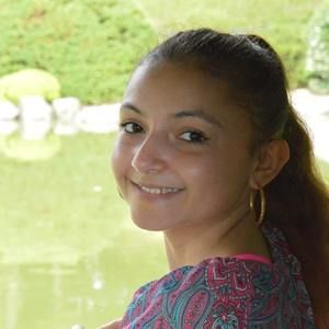 Meet your Posher, Leila