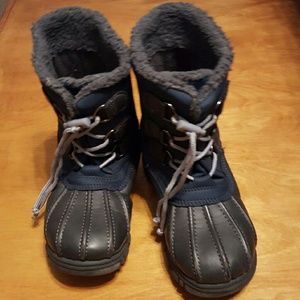 Children's Place boys snow boots