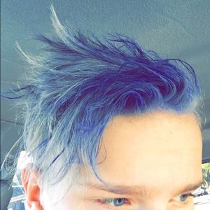 Meet your Posher, Everett