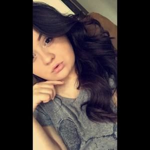 Meet your Posher, Lacey