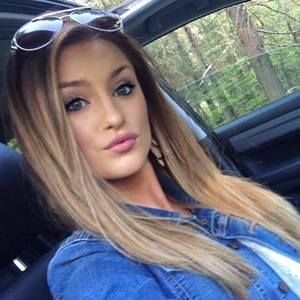 Meet your Posher, Sharon