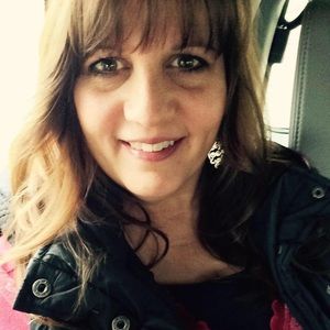 Meet your Posher, Michele