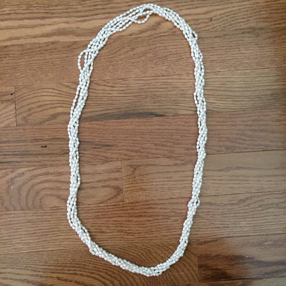 Beautiful vintage freshwater pearl twist necklace