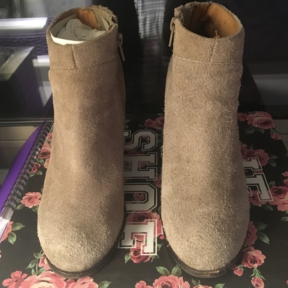 Jeffrey Campbell Platform Heels - Picture 1 of 4