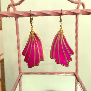 Lightweight Gold and Pink Vintage Earrings