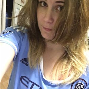 Meet your Posher, Sara
