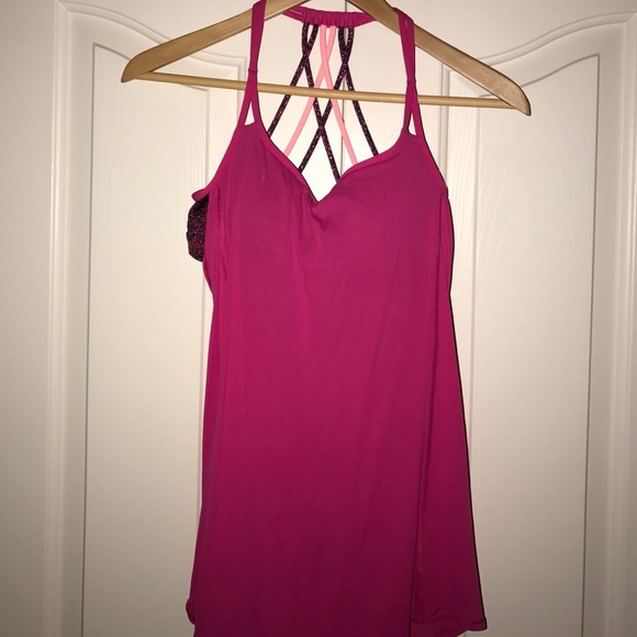 Nouveau Lululemon Tank, Like New! Worn once!