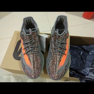 Yeezy boost 350 v2 sizes 5-12.5 Yeezy boost 350 v2 sizes 5-12.5