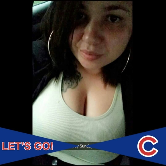 Meet your Posher, Julissa - Picture 1 of 1