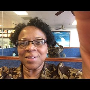 Meet your Posher, Brenetta