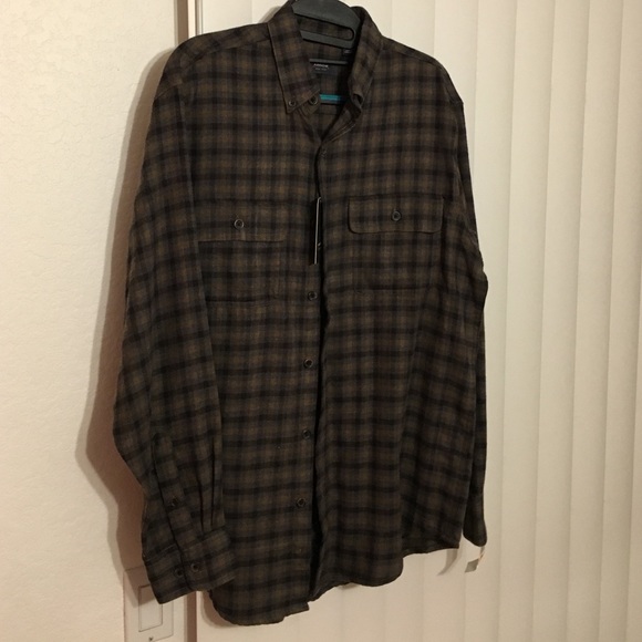Brown flannel NEVER BEEN WORN TAG STILL ATTACHED