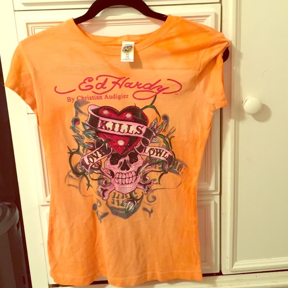 Ed hardy t-shirt! 😍