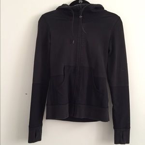 Black lululemon hoodie