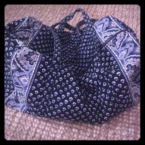Vera Bradley Duffle Bag! Large size