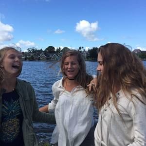 Meet your Posher, Caroline