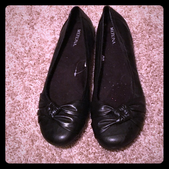Black flats