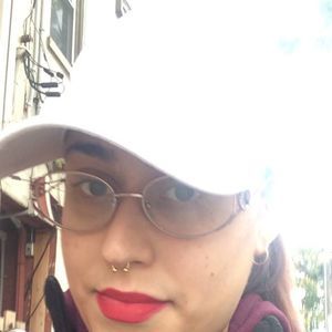 Meet your Posher, Elaine