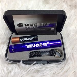 Vans Off the Wall - Mag Lite (Solitaire)