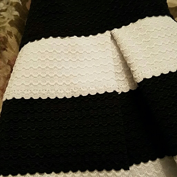 "Cup Cake" Skirt NWOT - Picture 3 of 4