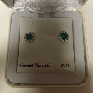Emerald earrings