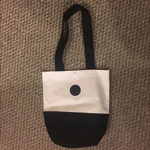 RARE Lululemon black and white bag