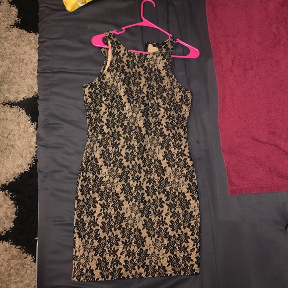 Lace F21 dress. NWT