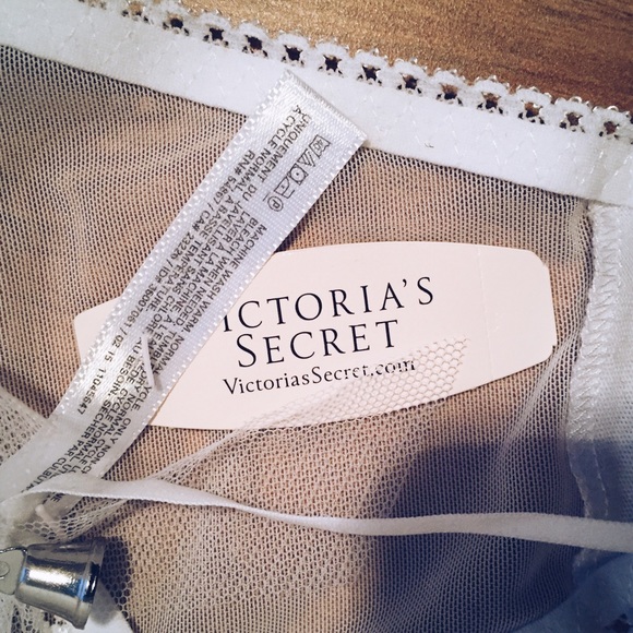 SOLD💕Victoria's Secret Bridal Thong💕 - Picture 4 of 4