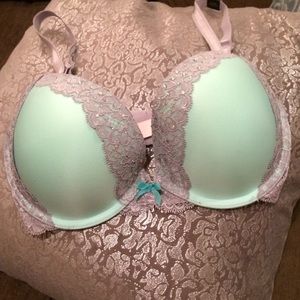 Victoria's Secret Dream Angels Push-Up Bra NWT