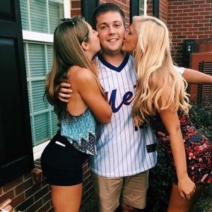 Meet your Posher, Ethan