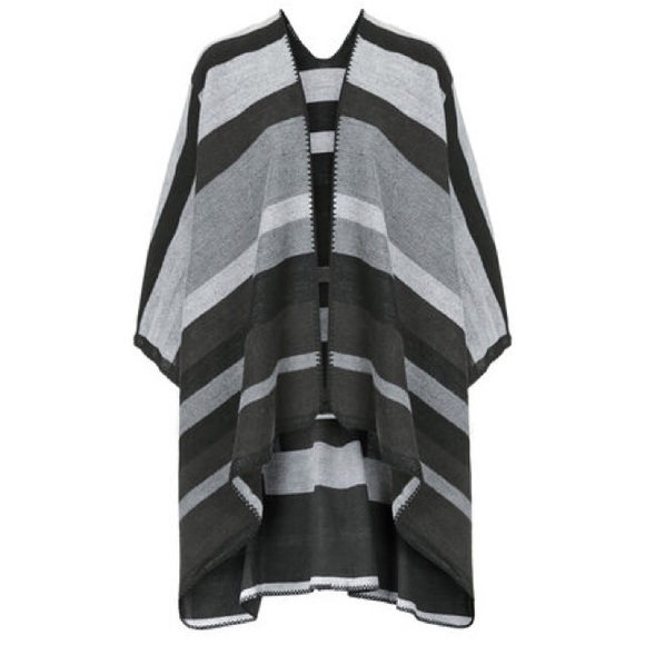 LOWEST PRICE! Topshop Mono Geo Cape