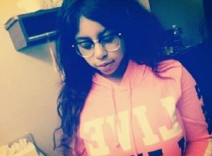 Meet your Posher, Zy