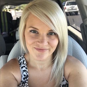 Meet your Posher, Melissa