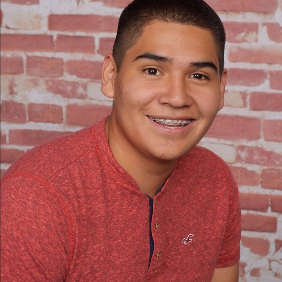 Meet your Posher, Elias - Picture 1 of 1