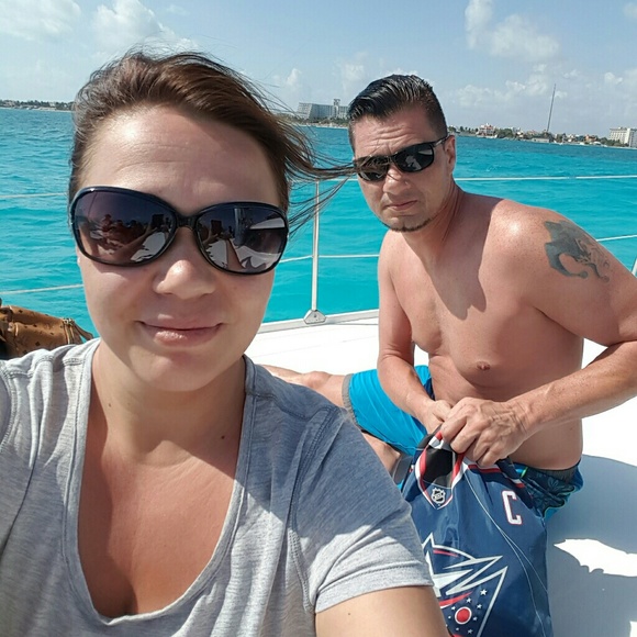 Meet Laura & Joe - Picture 4 of 6