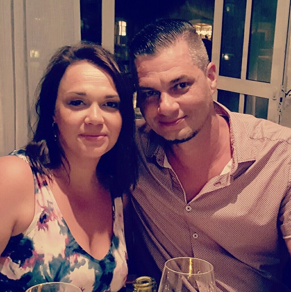 Meet Laura & Joe - Picture 5 of 6