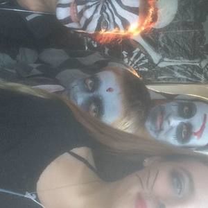 Meet your Posher, Elaine