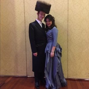 Meet your Posher, Miriam