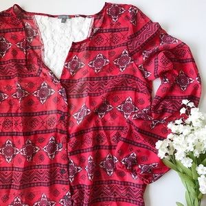 NWT Patterned Lace Back Top